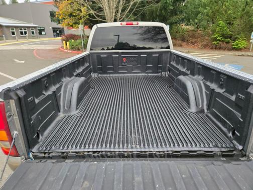 2002 Chevrolet Silverado 2500 LS H/D Extended Cab