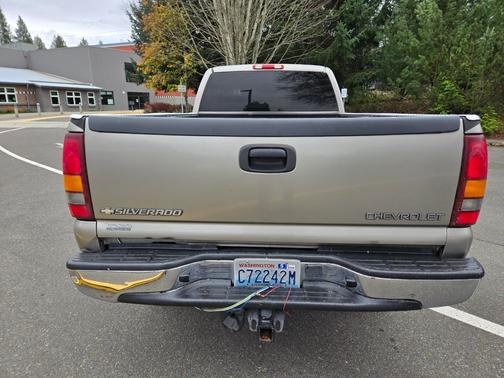 2002 Chevrolet Silverado 2500 LS H/D Extended Cab