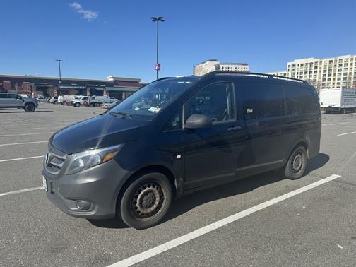 2019 Mercedes-Benz Metris Base