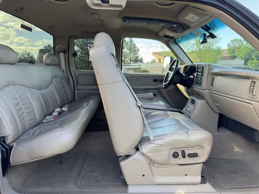 2002 Chevrolet Silverado 2500 LT H/D Extended Cab