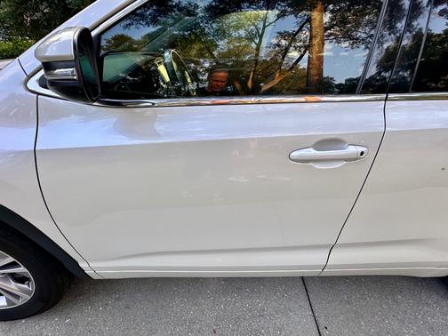 White 2015 Toyota Highlander XLE