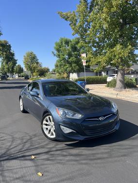 Blue 2013 Hyundai Genesis Coupe 2.0T Premium