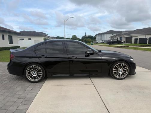 Black 2015 BMW 328 i