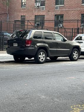 Gray 2005 Jeep Grand Cherokee Laredo