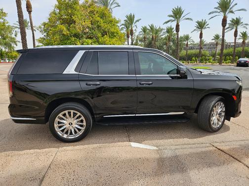 2021 Cadillac Escalade Premium Luxury