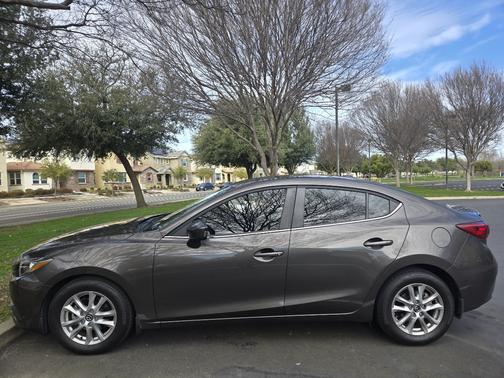 2014 Mazda Mazda3 i Grand Touring