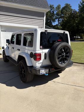 White 2022 Jeep Wrangler Unlimited 4xe Sahara