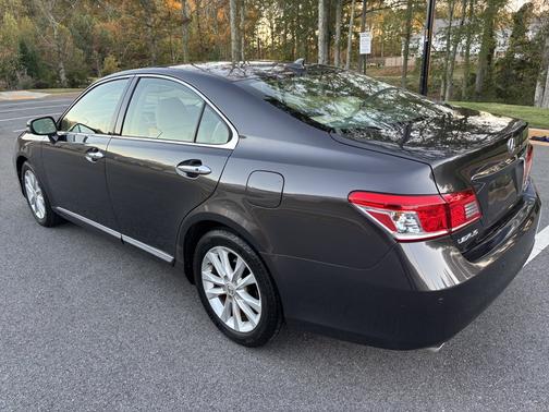 2010 Lexus ES 350 Base