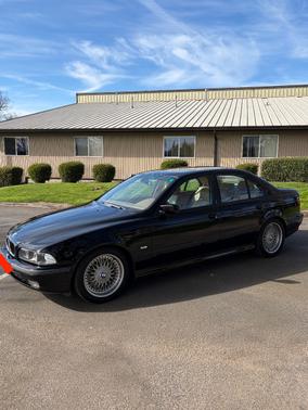 2000 BMW 528 i