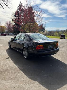 2000 BMW 528 i