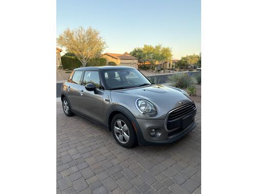 2017 MINI Hardtop Cooper