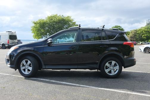 Black 2013 Toyota RAV4 XLE