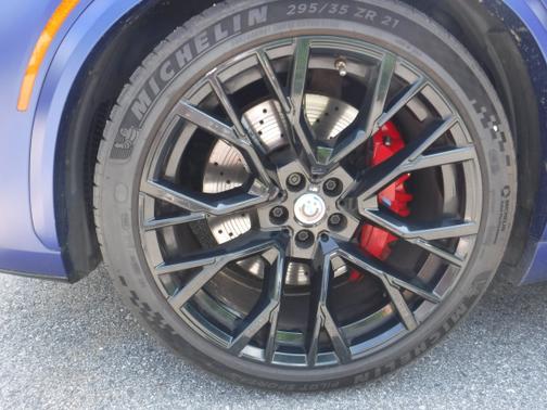 2022 BMW X5 M Base