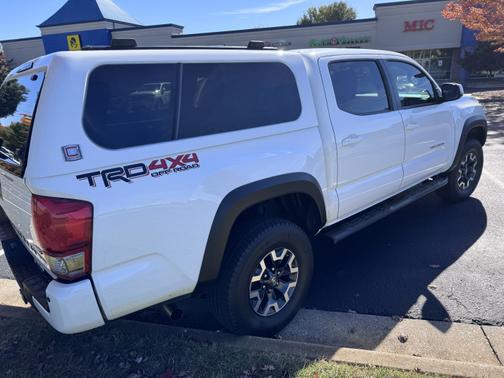 2016 Toyota Tacoma TRD Sport