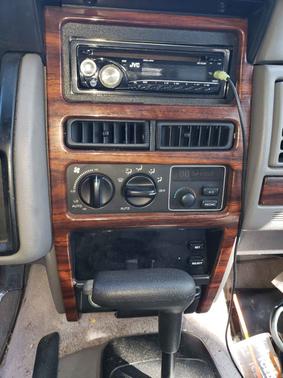 Green 1994 Jeep Grand Cherokee Limited 4WD
