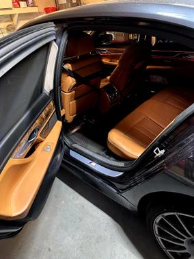 2017 BMW 750 i xDrive