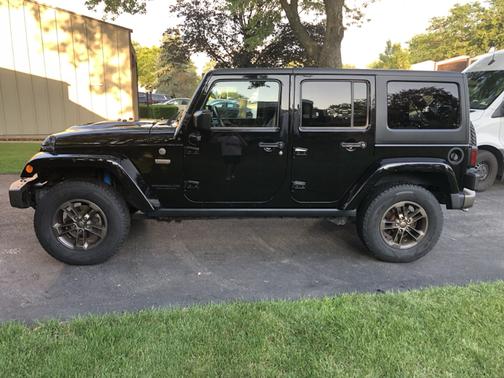 2017 Jeep Wrangler Unlimited Sahara