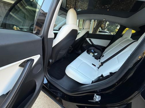 Black 2020 Tesla Model Y Long Range