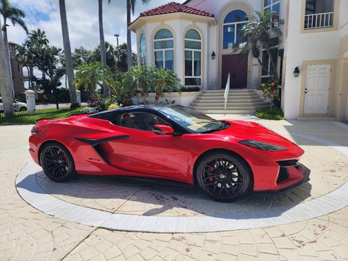 Red 2024 Chevrolet Corvette Z06 w/3LZ