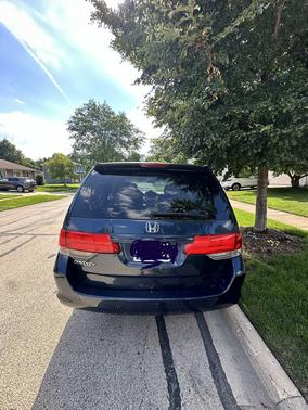 Blue 2010 Honda Odyssey LX