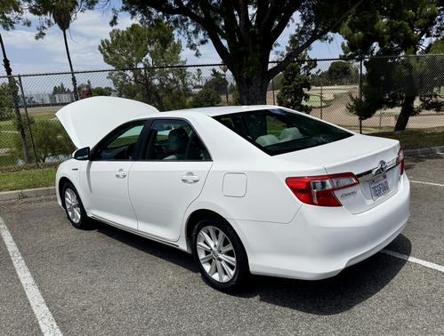 2014 Toyota Camry Hybrid XLE