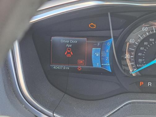 Red 2014 Ford Fusion SE