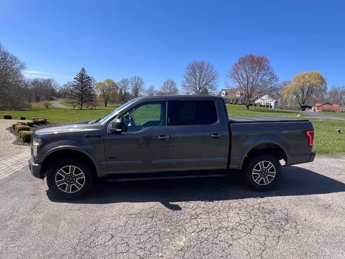 Gray 2016 Ford F-150 XLT