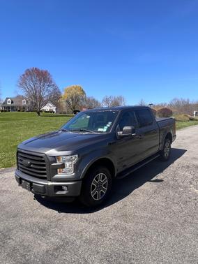 Gray 2016 Ford F-150 XLT