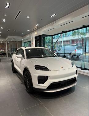 White 2025 Porsche Macan Macan Electric 4