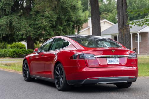 2014 Tesla Model S Performance