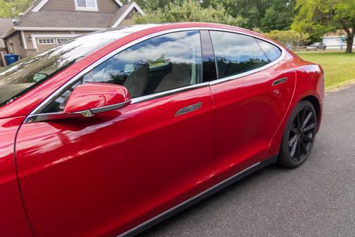 2014 Tesla Model S Performance