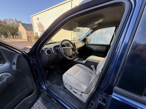 2008 Ford Explorer Sport Trac XLT