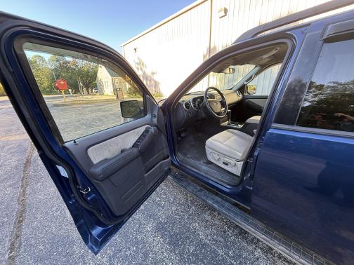 2008 Ford Explorer Sport Trac XLT