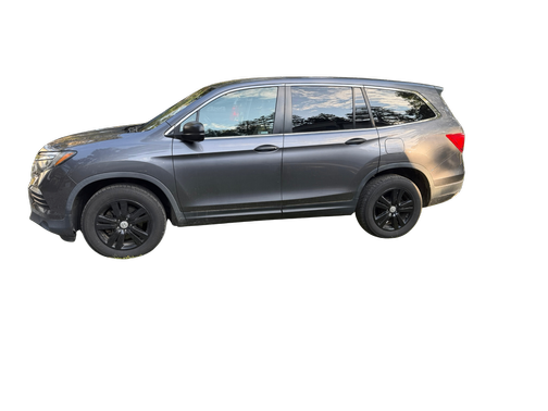 Gray 2017 Honda Pilot LX
