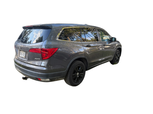 Gray 2017 Honda Pilot LX