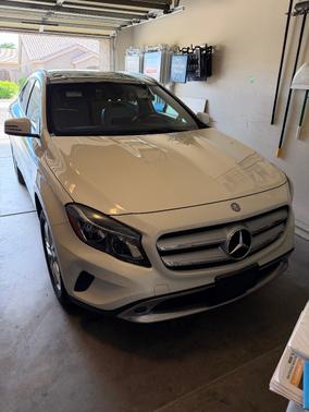 2017 Mercedes-Benz GLA 250 Base
