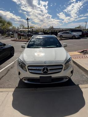 2017 Mercedes-Benz GLA 250 Base