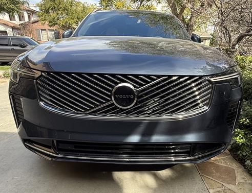 2026 Volvo XC90 B6 AWD Plus 7-Seater