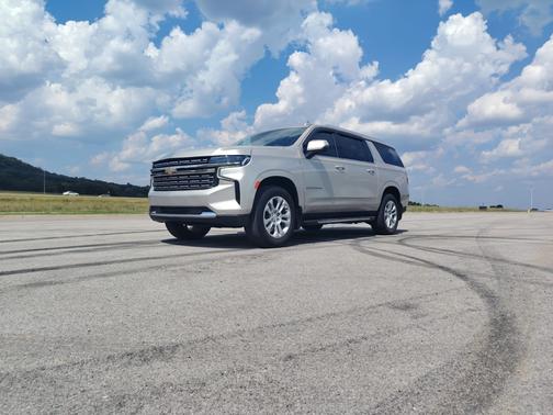 Beige 2021 Chevrolet Suburban LT