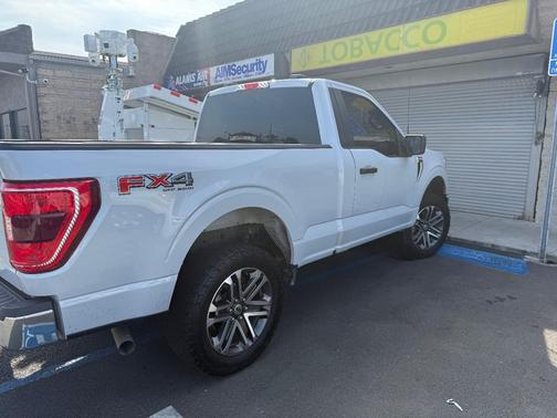 White 2022 Ford F-150 XLT