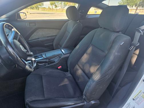 2013 Ford Mustang V6