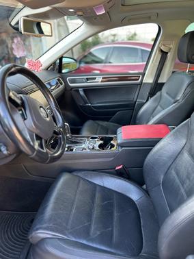 2016 Volkswagen Touareg TDI Executive