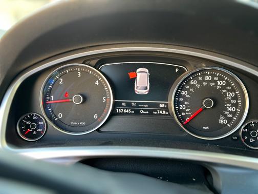 2016 Volkswagen Touareg TDI Executive