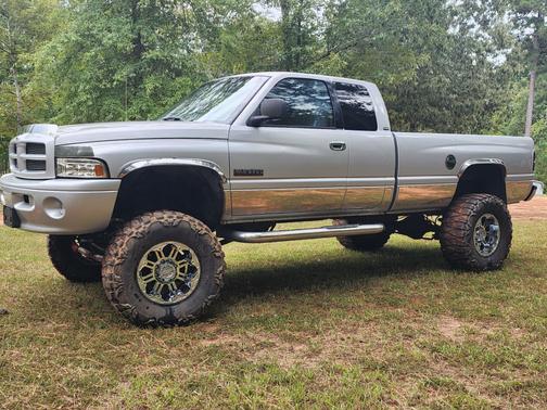 2002 Dodge Ram 2500 Quad Cab