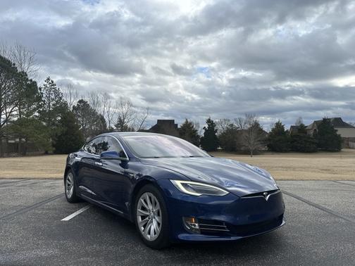 2019 Tesla Model S Standard Range