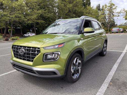 2023 Hyundai VENUE SEL