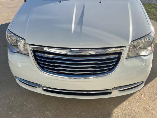 2015 Chrysler Town & Country Touring-L