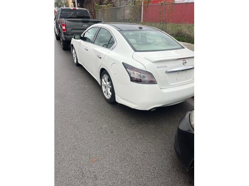 2014 Nissan Maxima SV