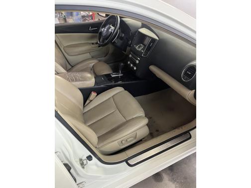 2014 Nissan Maxima SV