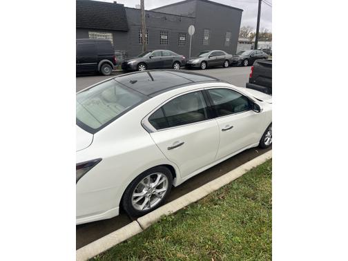 2014 Nissan Maxima SV